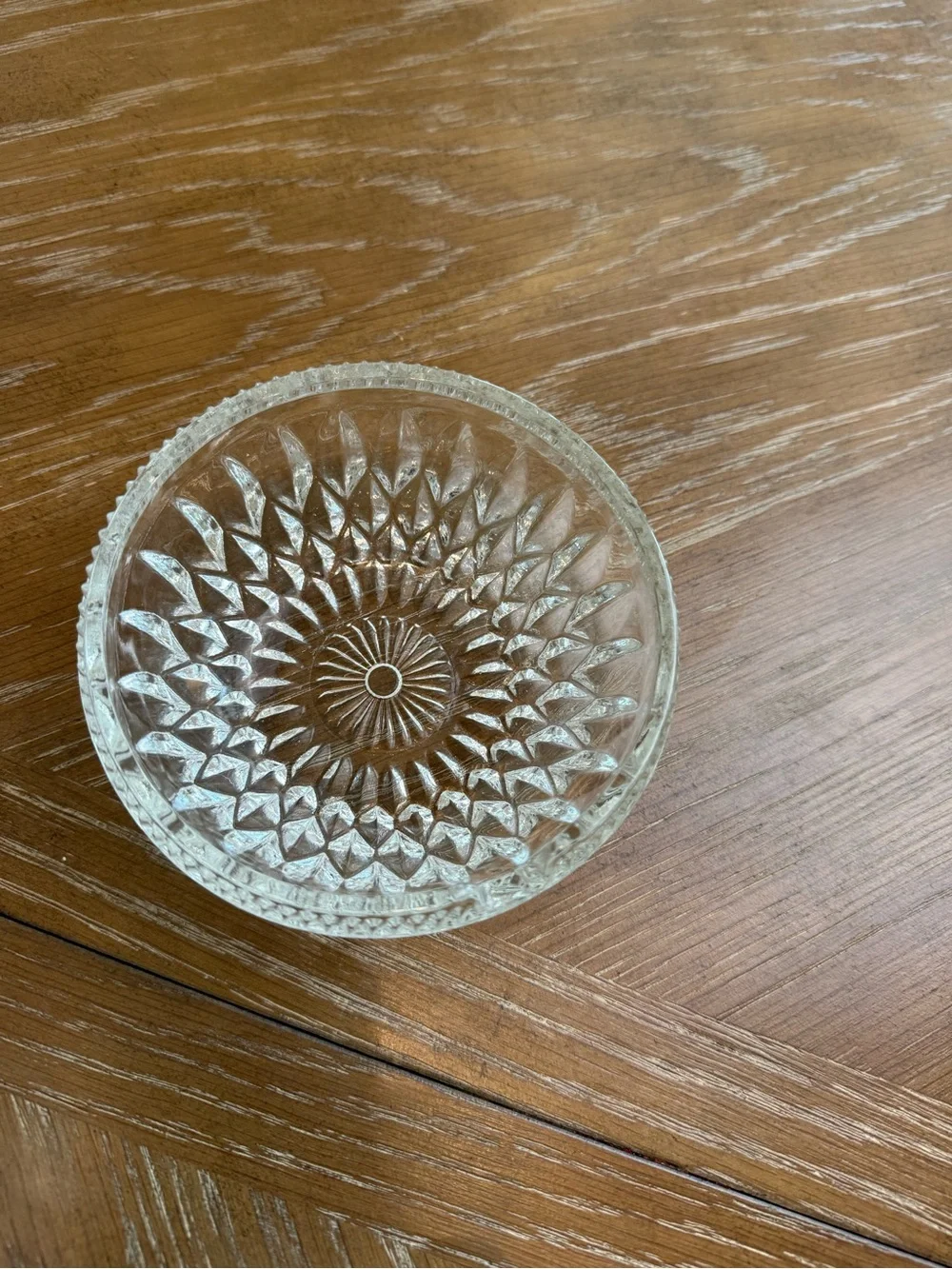 INDIANA GLASS VINTAGE LIDDED CANDY BOWL OR SERVER SUGAR